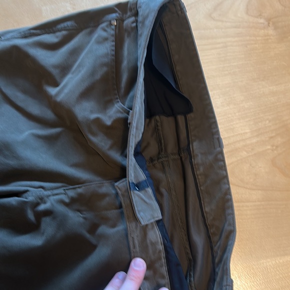 (2x) Lululemon ABC 5 pocket Pants - Slim Fit Sz 32 - Picture 11 of 14